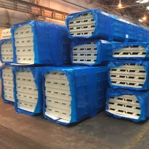 Sandwichplatten Dach | Sandwichpaneele PIR | Kern Stärke 50 mm | Sandwichpaneel Dach | 2. Wahl | nach Maß angefertigt