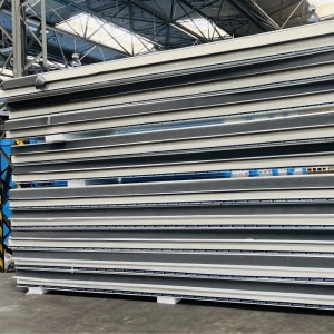 Sandwichplatte | Sandwichpaneele | Dach und Wand | 2. Wahl mit PIR | Stärke 80-120 mm 